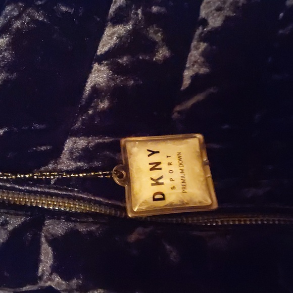 DKNY Navy Blue Premium Dwn Jacket Size Xl BNWOT - Picture 3 of 6